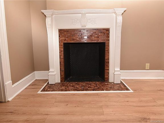 3rd image of 216 Sargeant St #1