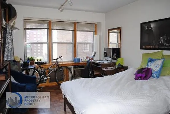 Rented by Metropolitan Property Group | media 30