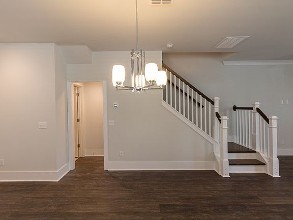 3rd image of 155 Great Lawn Dr