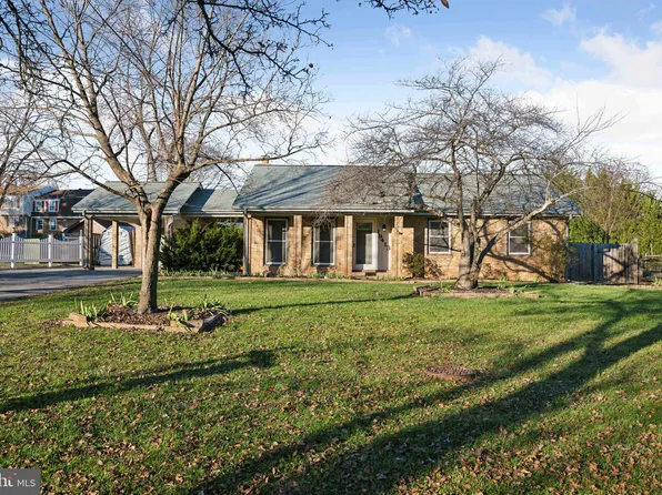 19413 Wootton Ave, Poolesville, MD 20837