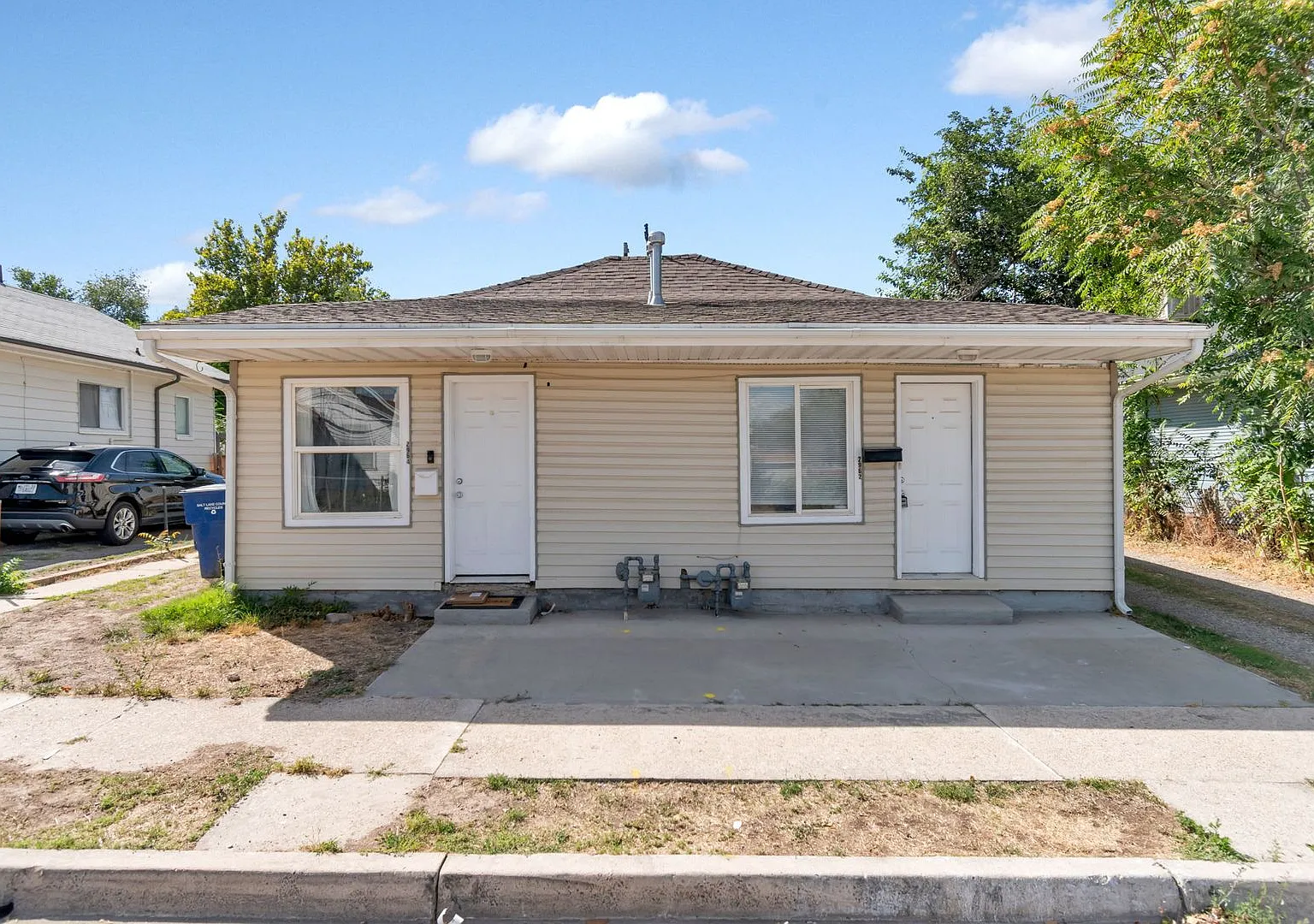Awesome Priced Magna Duplex Unit! — Photo 1