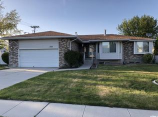 3988 W Dunkeld St, South Jordan, UT 84009