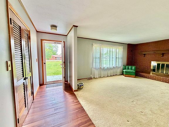 3rd image of 7716 Graydon Heights Dr