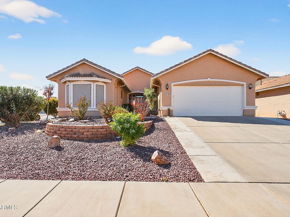 1st image of 2748 THORNWOOD --