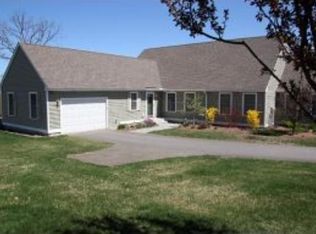 11 Stone Sled Ln, Bow, NH 03304