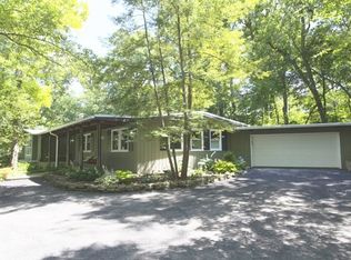 29W521 Schick Rd, Bartlett, IL 60103