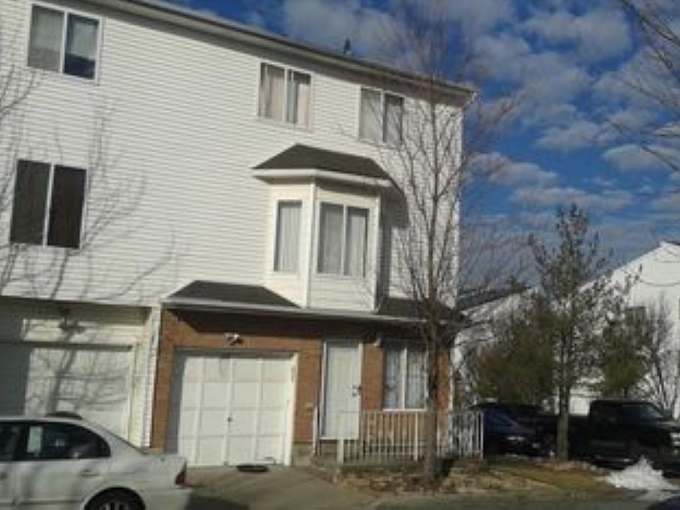 1st image of 205 Aspen Knolls Way