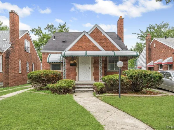 9039 Brace St, Detroit, MI 48228