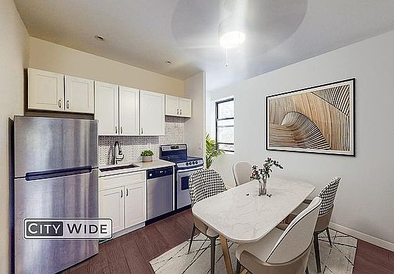2nd image of 241 E 73rd St APT 2A