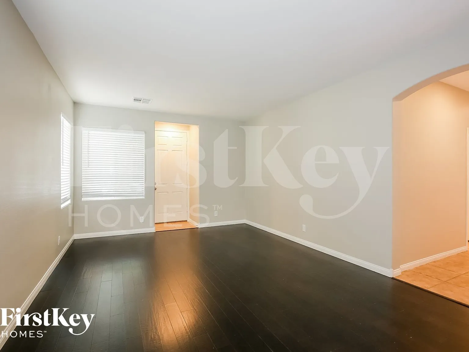 5 bed, 3.0 bath, 3481 sqft, $2,815 — Photo 3