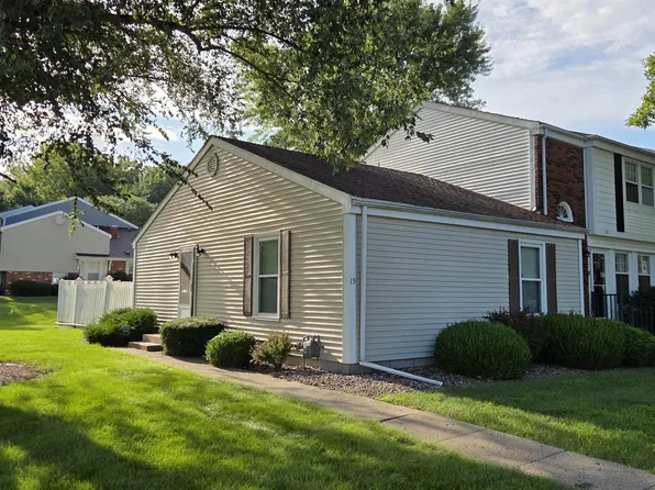 15 S Yorktown Rd, Macomb, IL 61455