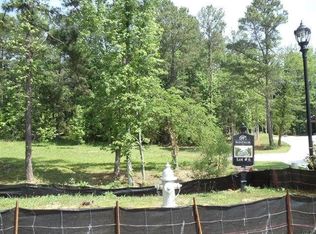 170 Newcastle Ct, Roswell, GA 30076