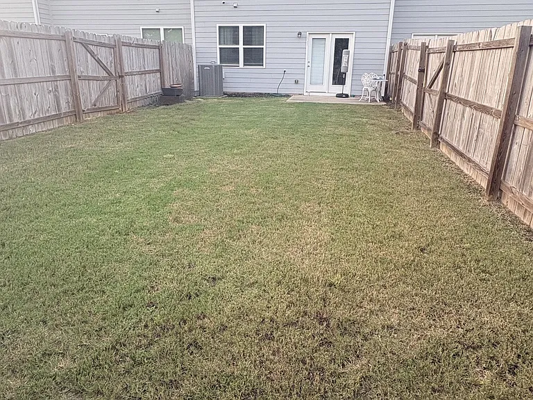 188 Swindon Dr — Photo 16