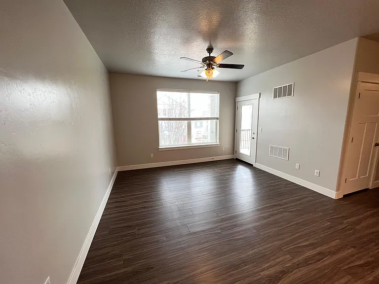 14659 S Bloom Dr #101 — Photo 7