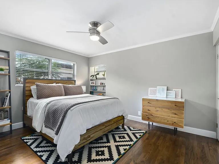 520 Broadway Ave #2 — Photo 11