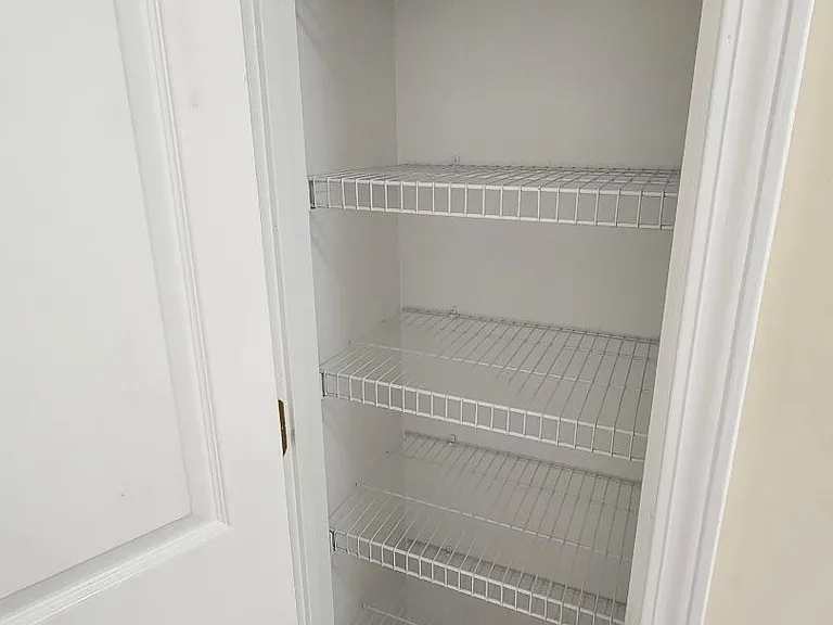Unit Photo