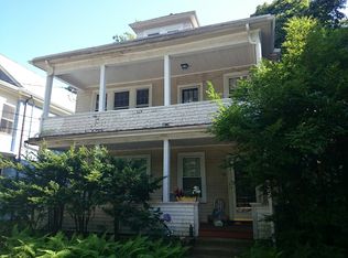 96 Davis Ave, Brookline, MA 02445