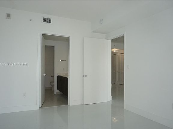 3rd image of 488 NE 18th St Unit 303