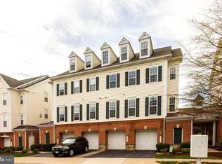 6835 Hampton Bay Ln, Gainesville, VA 20155