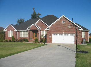 120 Wildcat Trce, Paducah, KY 42003