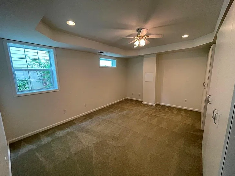 13580 Weycroft Cir — Photo 17