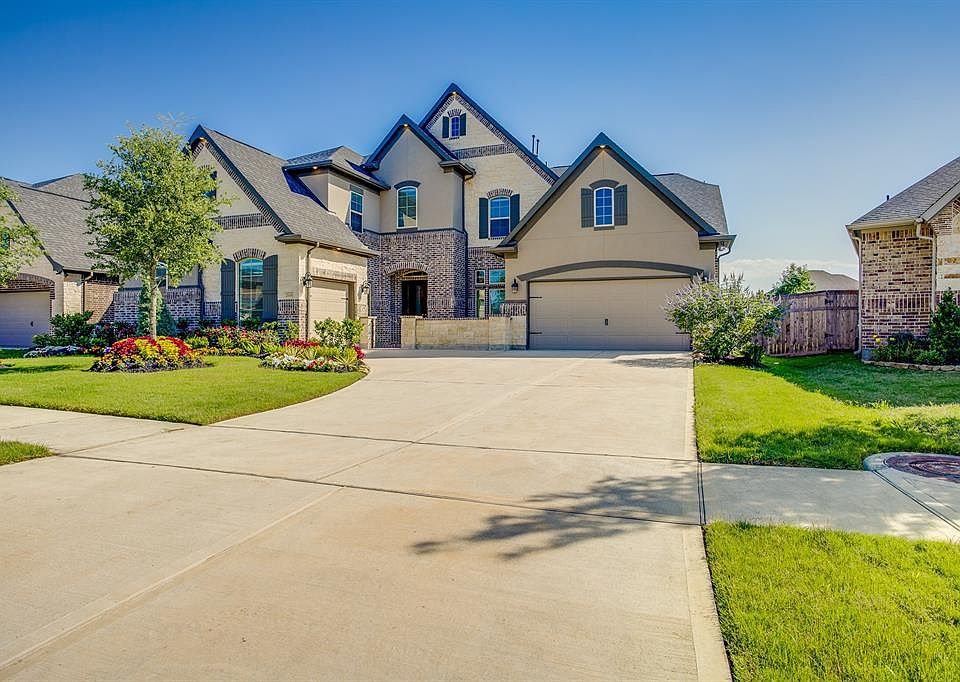 1st image of 28306 Vineyard Terrace Ln