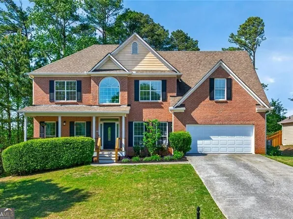 1530 Misty Valley Dr, Lawrenceville, GA 30045