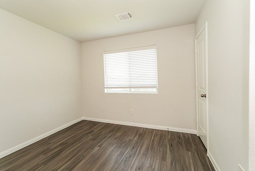 1st image of 18822 Venito Dr #18822
