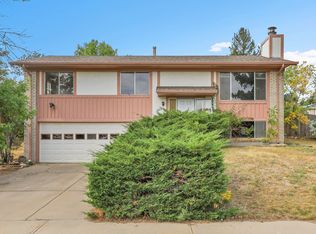 2013 S Yank Way, Lakewood, CO 80228