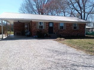 315 S Leath Rd, Portland, TN 37148