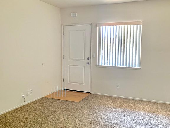 3rd image of 2095 Lincoln Ave APT 3