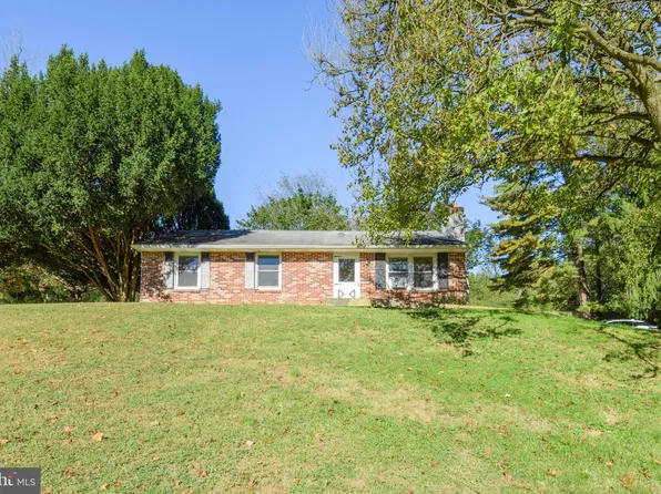 1014 Lieds Rd, Coatesville, PA 19320