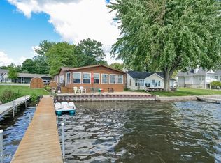 421 N Shore Dr, Crystal, MI 48818