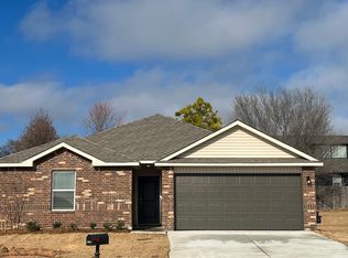 3010 Talimena Ct, Bartlesville, OK 74006