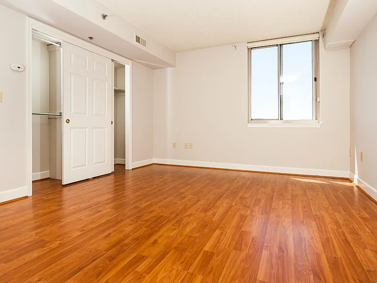 1276 N Wayne St #629 — Photo 18