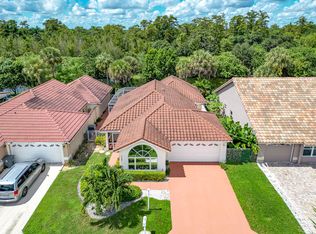 21281 Sawmill Ct, Boca Raton, FL 33498