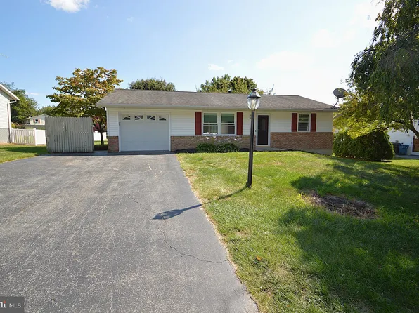 373 Primrose Ln, Mountville, PA 17554