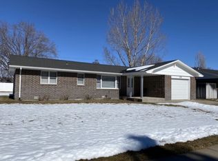 1215 W Philip Ave, North Platte, NE 69101