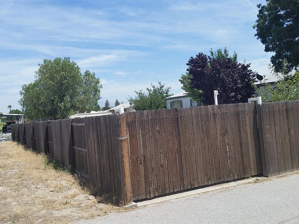 2nd image of 6301 Springbrook Dr