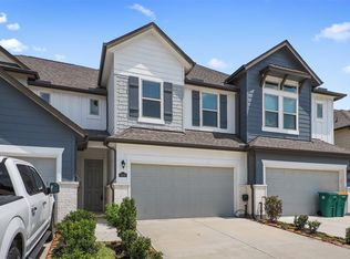 7449 Hinsdale Dr, Pasadena, TX 77505