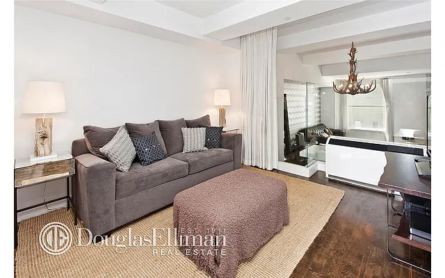 Sold by Douglas Elliman | media 27