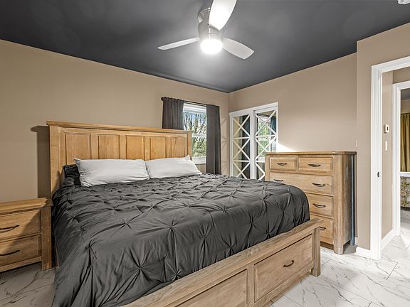 5th image of 258 E Hills Rd