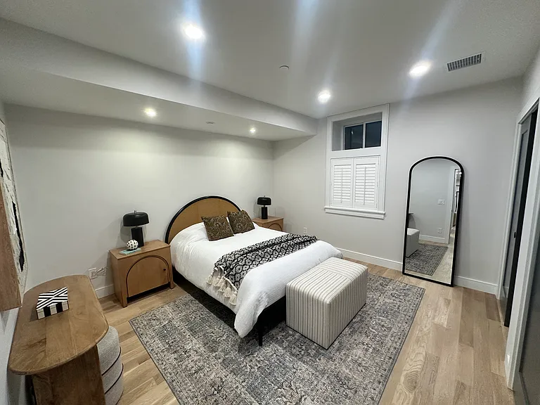 54 Dorset St #1 — Photo 16