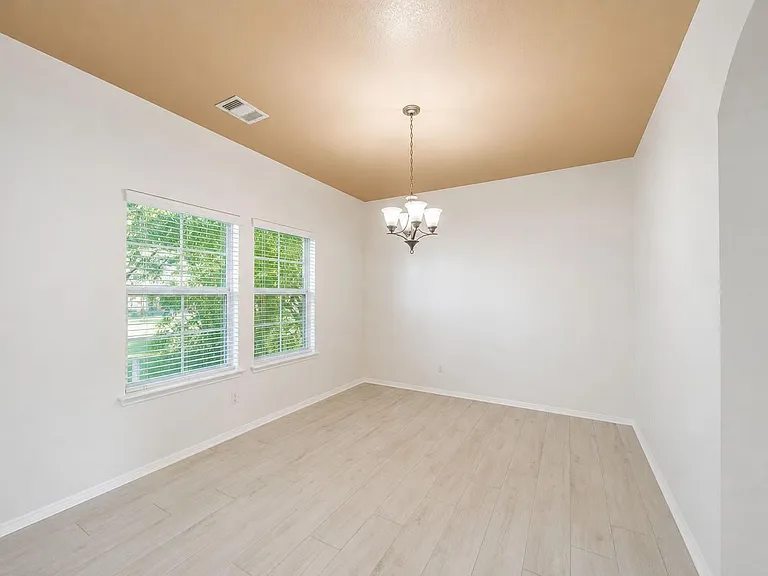11821 Jelicoe Dr — Photo 5
