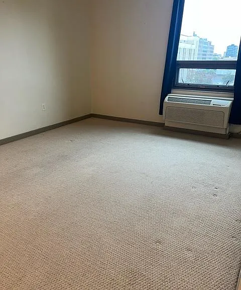 111 N 9th St #6 — Photo 9