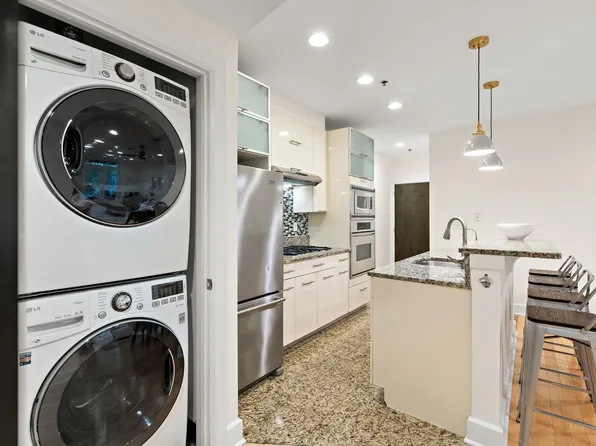 108 Jackson Street image 5 of 33