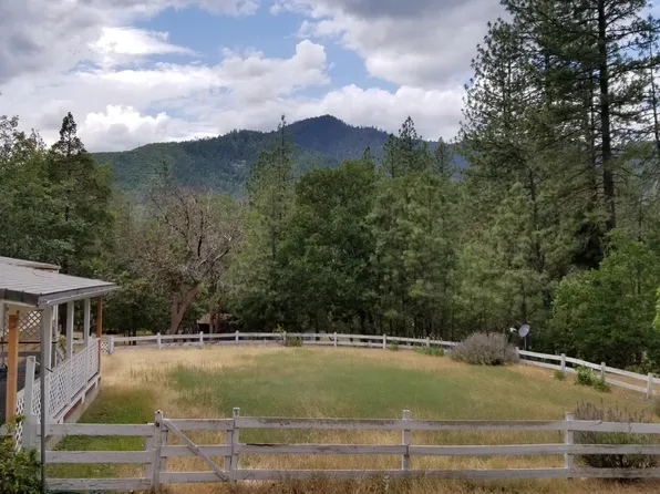 13925 Water Gap Rd, Williams, OR 97544