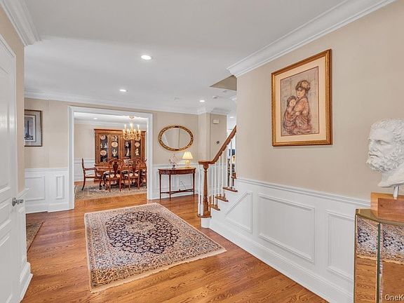 5th image of 265 Northwoods Road