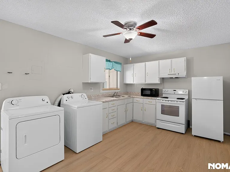 2509 Royalty Ct #A — Photo 9