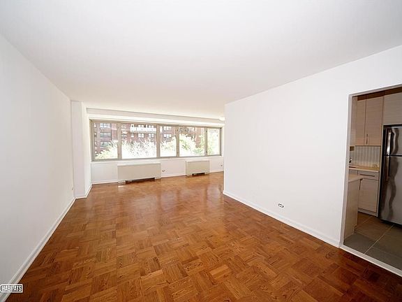 2nd image of 444 E 82nd St APT 2D